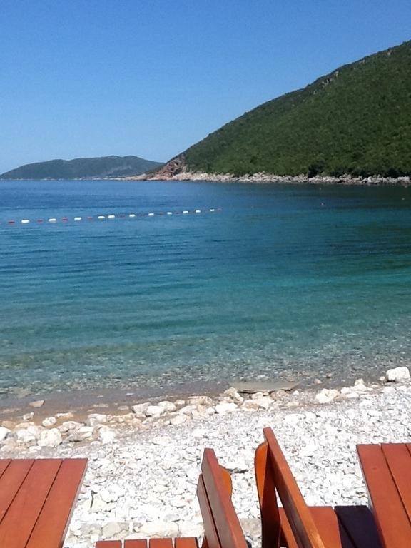 Villa Mirista Luštica Szoba fotó